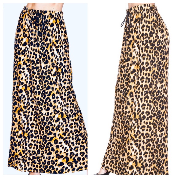✨RESTOCK ✨Leopard print pleated belted maxi skirt - Picture 3 of 7